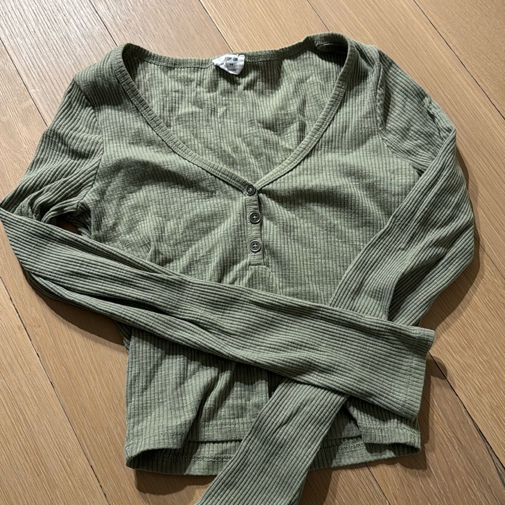 Green long sleeve